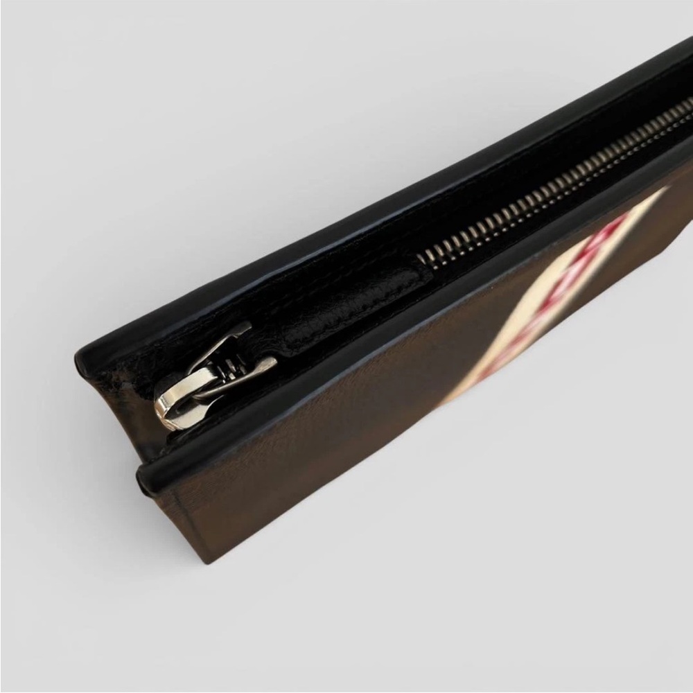 Gucci Black Toiletry Bag with Red and White Stripe - Picture 8 of 16